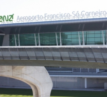 Arquitetura - Aeroporto Francisco Sá Carneiro