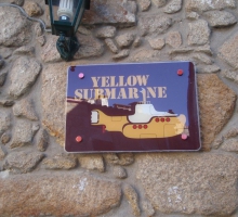 Yellow Submarine  Bar