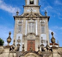 IGREJA PAROQUIAL DE S. PAIO E ESCADARIA